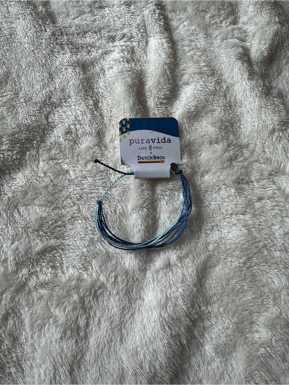 Dutch Bros Pura Vida Blue Gradient Thread Bracelet